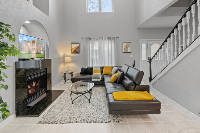 Living room (Common space) - Furnished Private Rooms - Master Suite w/ Private Jetted Tub House