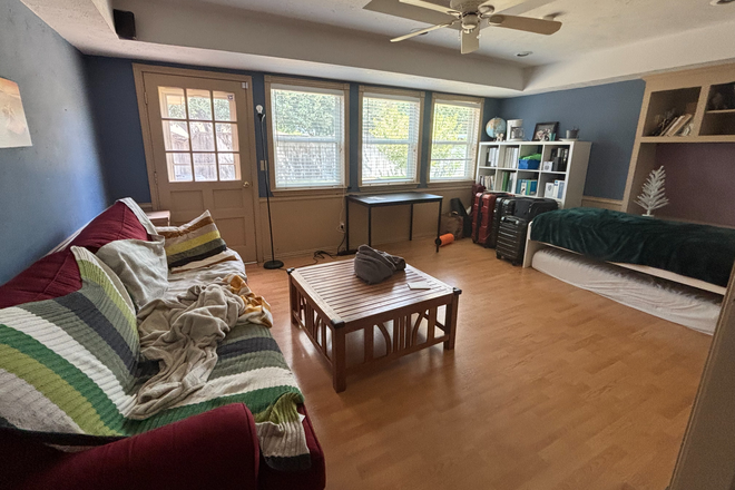 Public / Share Area ( Family Room) - Room for rent, Female only, All Bills Paid, 7 minutes driving distance to UTD, $850 very quie House