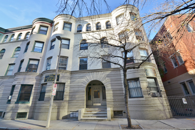 External image of building - Beautiful, spacious and cozy 4bed near Berklee and Mass Ave Apartments