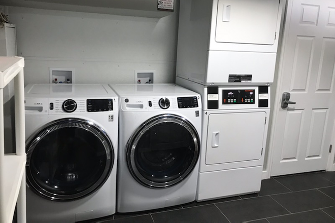 Laundry - 14 Hamilton Road Apartments