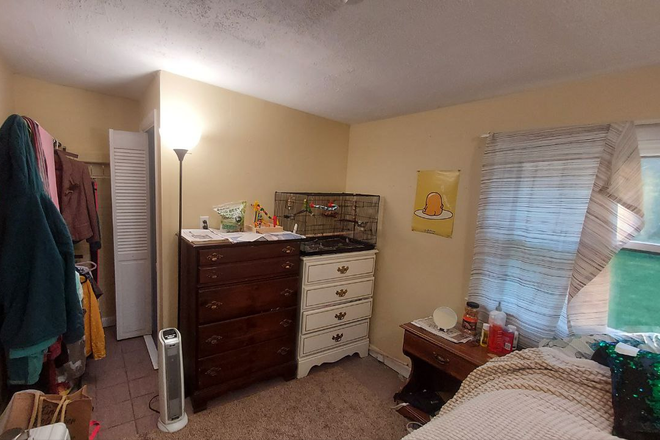 bedroom, furnished (minus the white cabinet) - Walking distance from Storrs campus