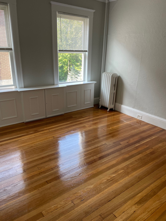 living room - Rent NOW for 2026! Awesome house across from BC! 4 bedrooms, modern, clean, parking