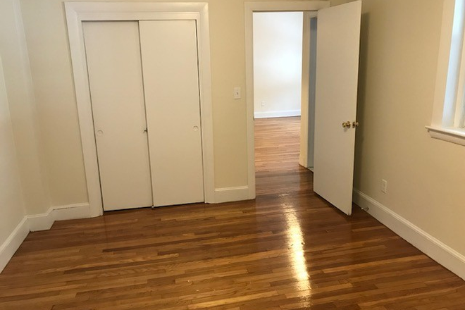 Visit hubrealtyproperties.com - Beautiful 1 bedroom with new updates, in Brookline near Coolidge Corner Apartments