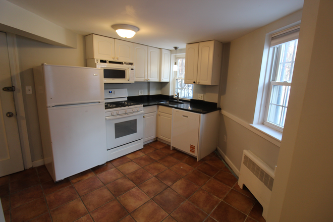 1 - Cozy 2 bed near Harvard Radcliffe Quad