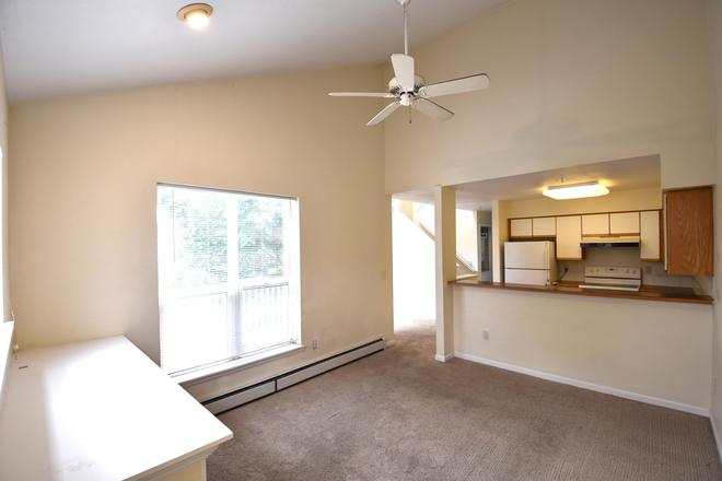 3077 29th #212 - 3077 29th ST #212 (3BR +Loft / 2BA)