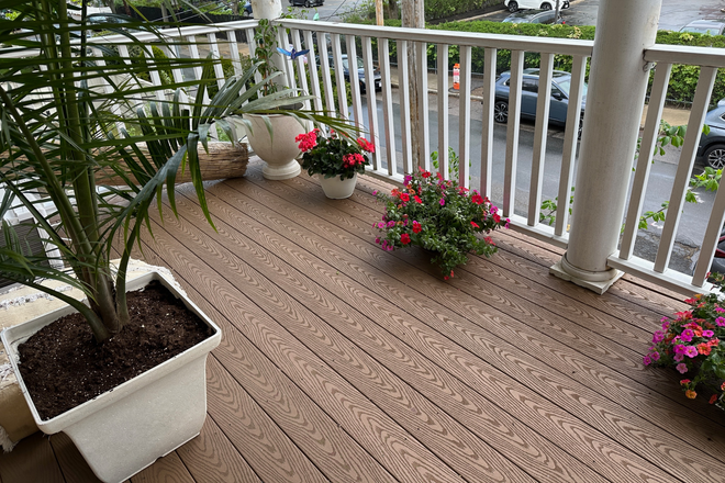 front deck 8x12' - Beautiful, Sunlit 2 Bedroom 5 Minute Walk to Harvard Common Apartments