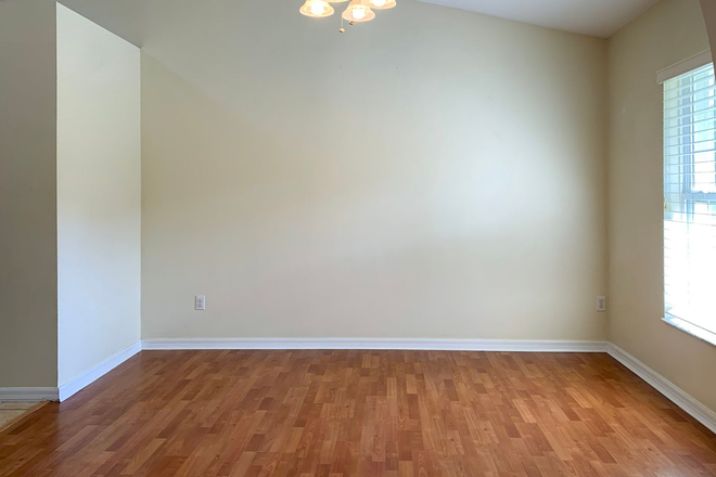 Photo - 4BR/3BA Horse/Pet Friendly Home on 5 Acres!