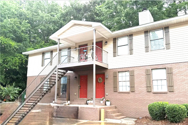 Building - Tiger Inn East – Walk to Campus with Tiger Transit at Your Doorstep!