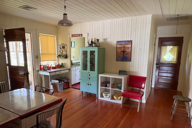 Dining Area/Kitchen - Padanaram Cottage Apartments