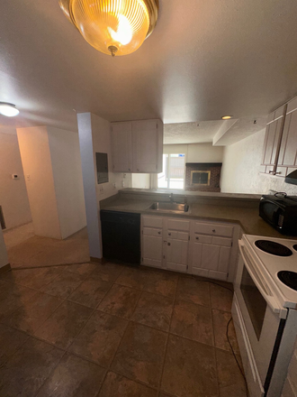 3 - AVAILABLE NOW: 805 29th St. #159 Condo