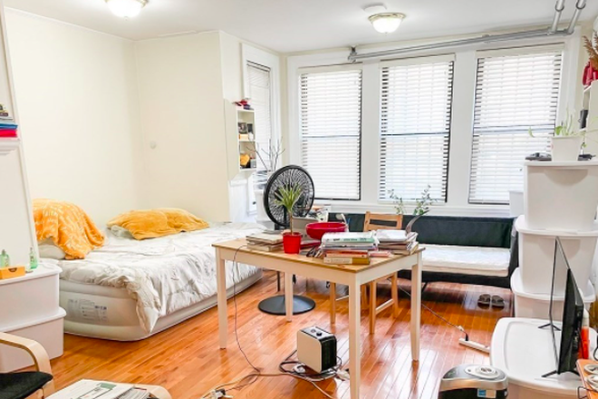 a - So charming, right in middle of Back Bay Apartments