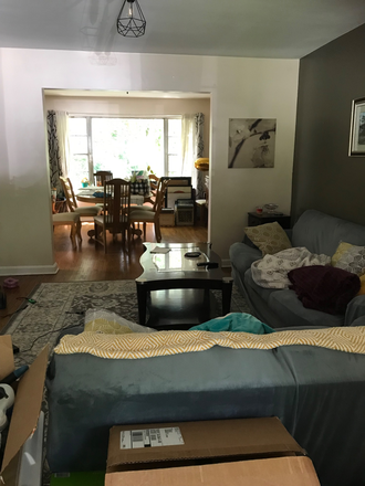 Living room looking to dining room - Large Sunny apt close to Emory