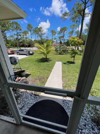 Private Patio Entrance / Parking Space - JUPITER LOCATION:1/1 Studio - Private  Entrance - Elec/Water/Wifi Inc.