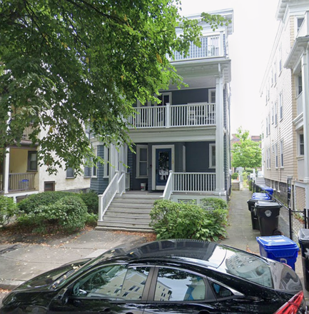 Front view of property, shows Street facing balcony - Brookline Sublet, Bedroom w/Full Closet, Complete Kitchen, Living Room, Bathroom, Laundry, 2 Balc