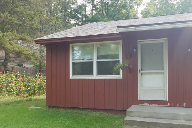 EXTERIOR - 21 Ball Lane - 1BR (Mill District) Apartments