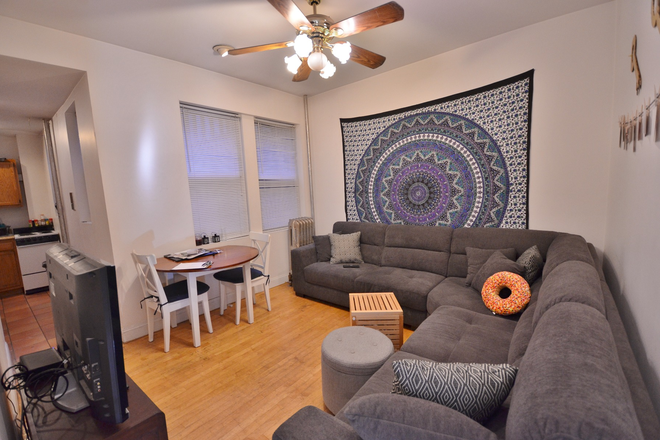 Living room - 2 Bed Available 9/1/26! *CONTACT NOAH 603-470-8181 Apartments