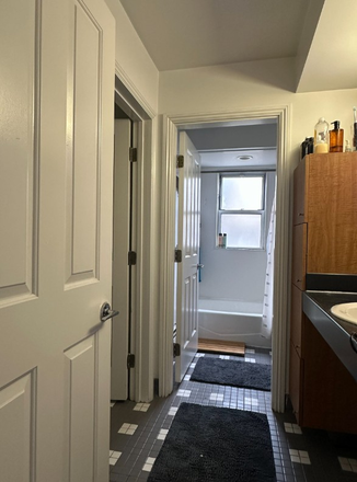 Shared Bathroom - 58 BECKWITH CIRCLE APT. 3