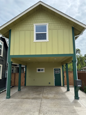 Front of house - New 2 bedroom 1 bath ADU next to downtown Springfield