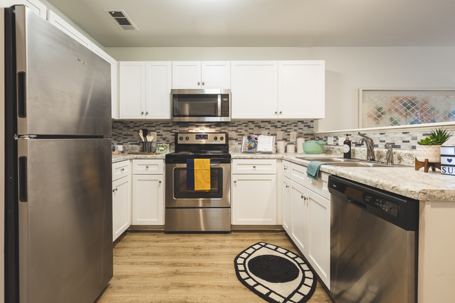Kitchen - Sunchase Apartments