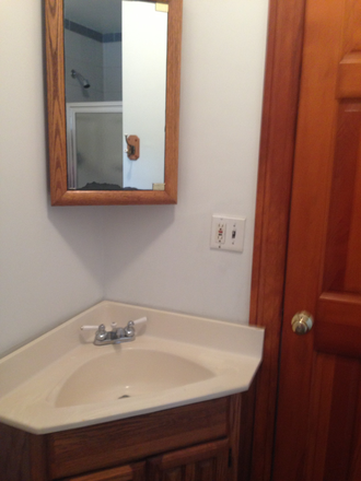 bath - Furnished Studio Apartment Easy Commute Utilities included