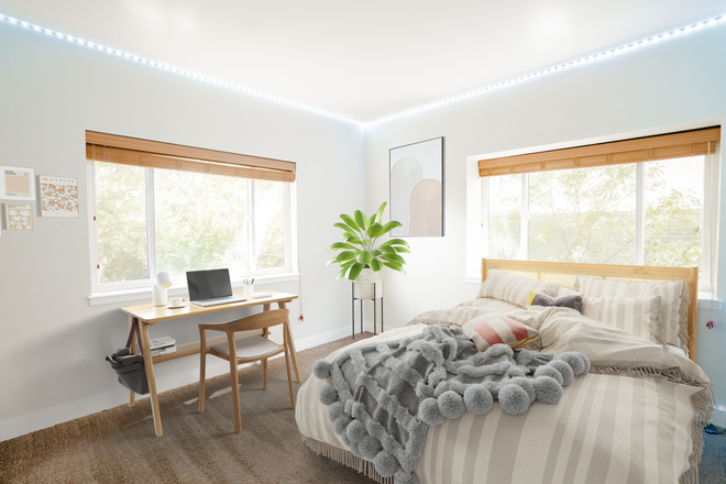 Bedroom - SUBLEASE Spring & Summer - 4 bed/4 bath The Ledges - Entire Unit. Across from UMC. Apartments