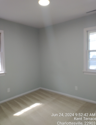 Bedroom - 2025-2026 School Year 109 Kent Terr D 3 BDRM / 1 Bath Apartments