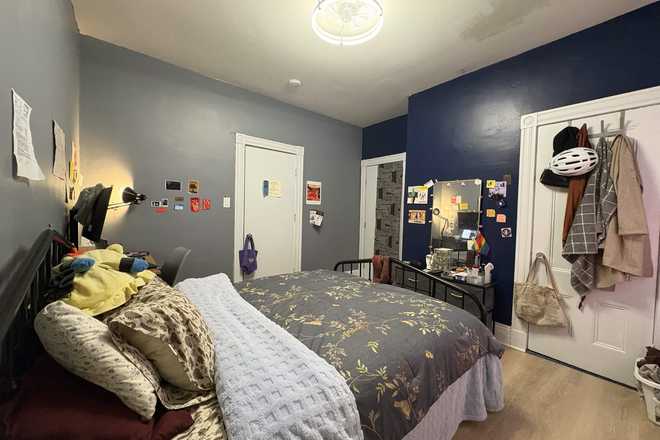 Bedroom - May-August: 1 Furnished Bedroom at Brigham Circle Apartments