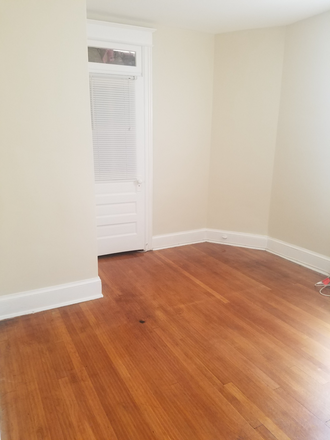 Middle Bedroom on Second Floor - Walk to GU - Close to AU - Room Available  in 4 Bedroom Home in Glover Park -