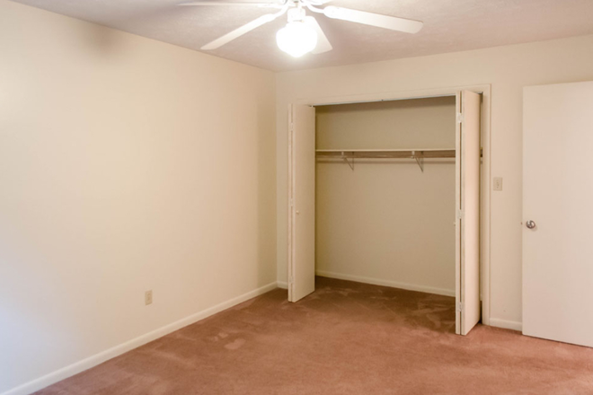 Bedroom - Green Mountain Apartments (Holton Mountain Rentals)