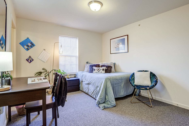 Bedroom - Alight Fayetteville