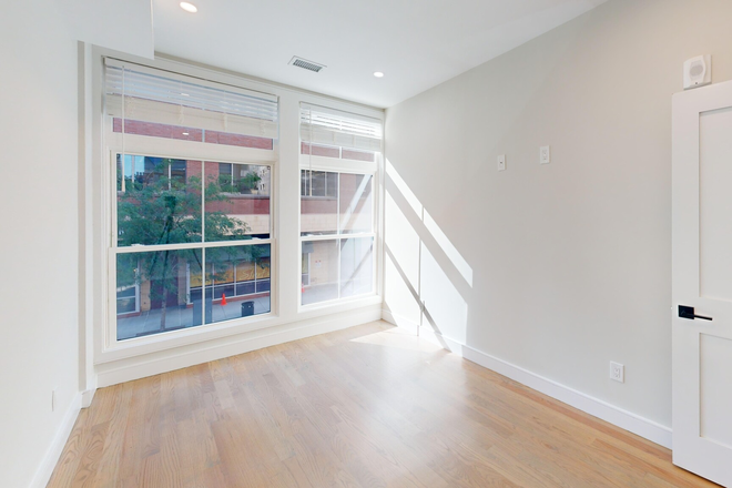 Call NOW for showings! 617-236-8600 - TREMONT ST - *NO FEE!* NEW RENOVATED LUXE 3BR IN THEATER DIST W/ IN UNIT W/D, 1.5BA *AVAIL NOW!* Apartments