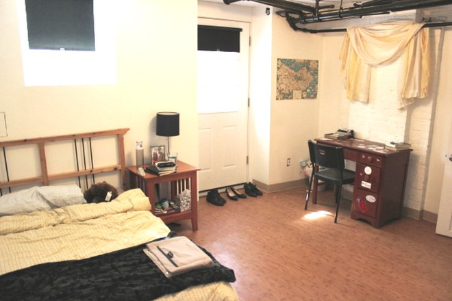 Bedroom - 4-BR/2-BA, Close to Campus, All Utilities Included - Full Apt also Available