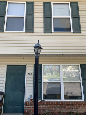  - 3 Bedroom 2.5 Bath Townhouse