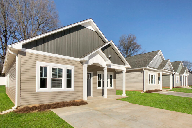 Exterior - Charlton Farms