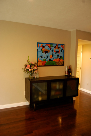 . - 1BR/1BA Brighton Condo - W/D in Unit, A/C, Elevator, Parking