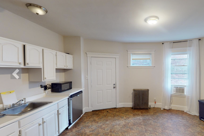 kitchen - Renovated 2 Bed / 1 Bath w/ LAUNDRY IN UNIT available 9/1/24!! Apartments