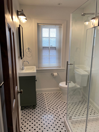 Bathroom - 2-Bed Apt, Garden Entrance, All Utilities Included!