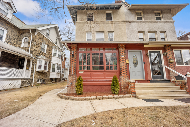 Exterior - Exclusive Historic Overbrook Farms District Location: 1 block to City Line Ave &  Train Station House