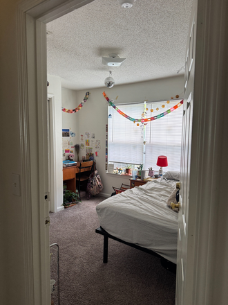 bedroom - University Highlands Apartments