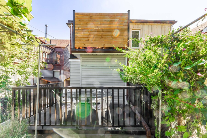 Backyard Deck - 2 Bedroom Basement minutes from TTC in extremely walkable neighbourhood Apartments