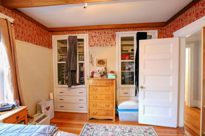 Bedroom - Single Room in 4 bed 2 Bathroom apartment
