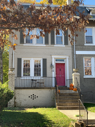 Front Exterior Photo - Avail. 6/1/26-5/28/27 5 BR/3Bath 1916 37th Street