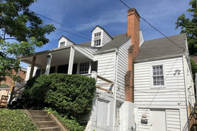 Exterior - 1723 Jefferson Park Avenue - Now Leasing for 2026-27