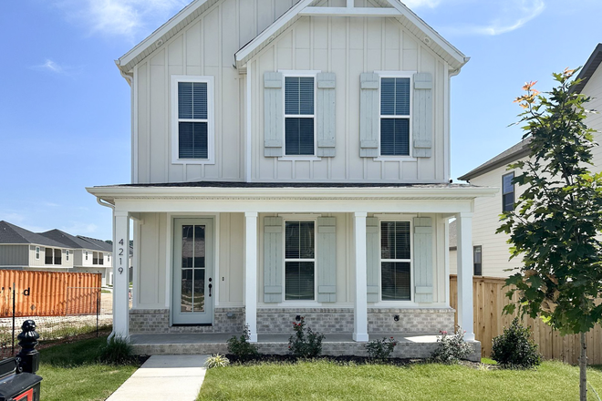 House - Single Bedroom Available - Females only (Spring Semester Only) House