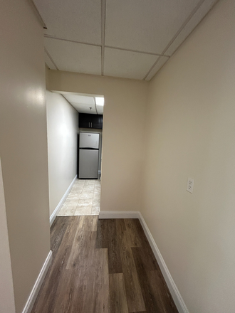 2 - AVAILABLE NOW! Fantastic Studio /1 bath, Pet Friendly, MBTA, No Fee! Apartments