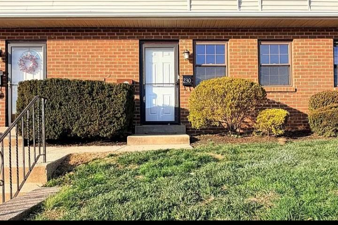 Front Door - 3-Bedroom Townhouse