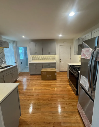 Call NOW for showings! 617-236-8600 - EVERETT SQ - *1/2 FEE* 4BR IN LWR ALLSTON FOR *9/1/2026* NEW RNOVTION W/ 2 BA, LNDRY IN BLDNG, PRKNG Apartments