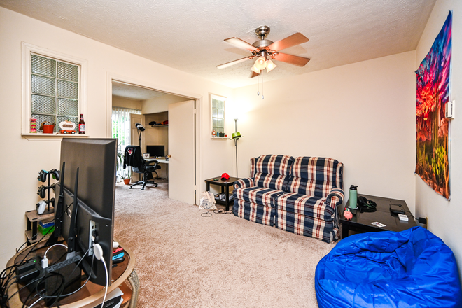 Living Room - Plan A - 2419 Ohio Ave. Apartments