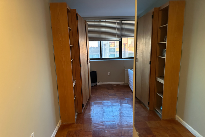 FLOORPLAN WITH MURPHY BED (NEW) - Monroe House Penthouse Level