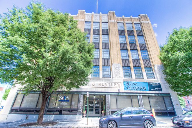 Image 2469355 - *1 Month Rent Free!* Move In Today!!!!  Sydnor Flats